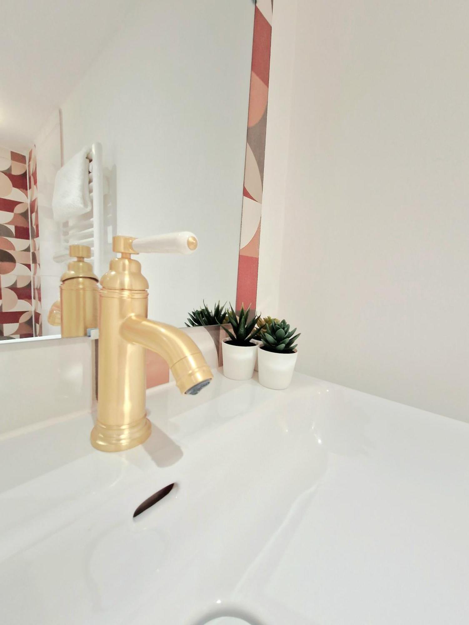 L'Elementaire, Appartement Chic Et Central Mulhouse Kültér fotó